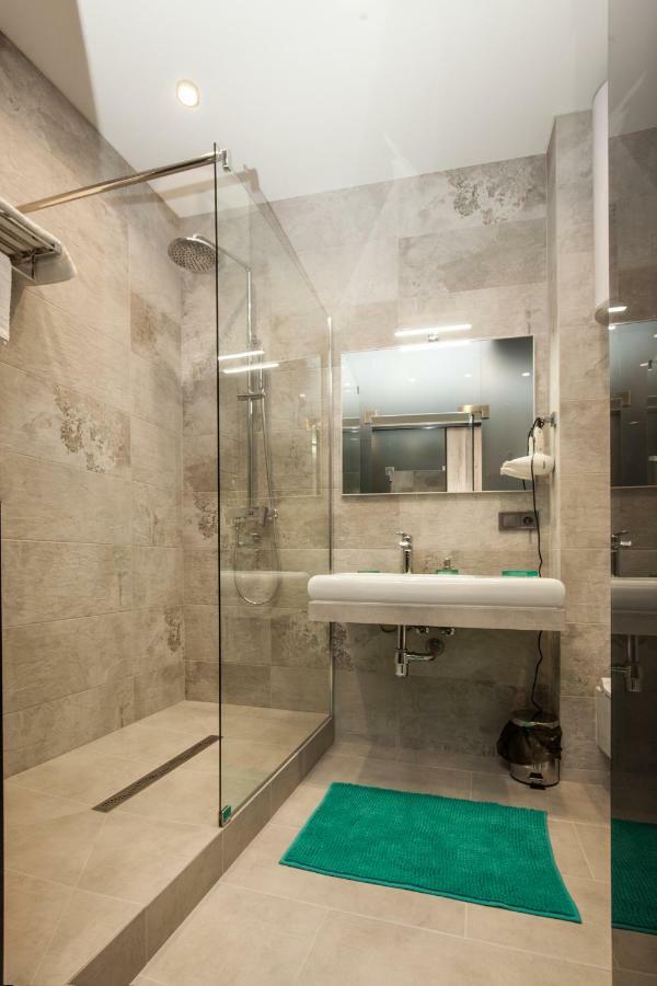 Odss Suites Odessa Extérieur photo
