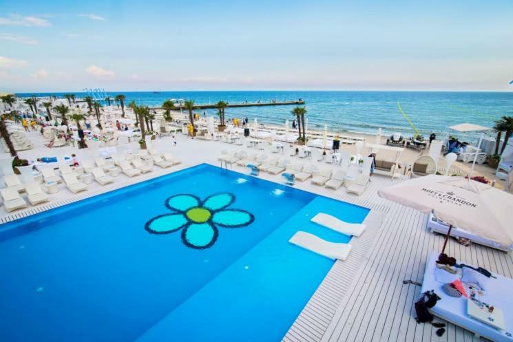 Odss Suites Odessa Extérieur photo